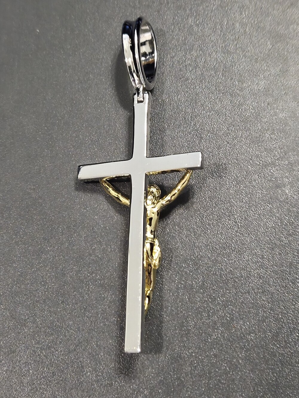 Iced Out 3D Jesus On Cross Moissanite Pendant - 14k Gold Vermeil/ 925 Silver NEW - Picture 10 of 12